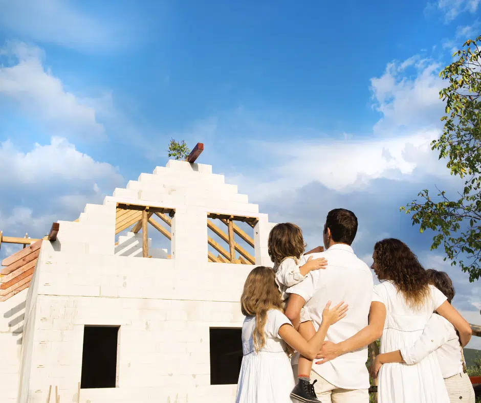 Czy biuro nieruchomości wycenia dom